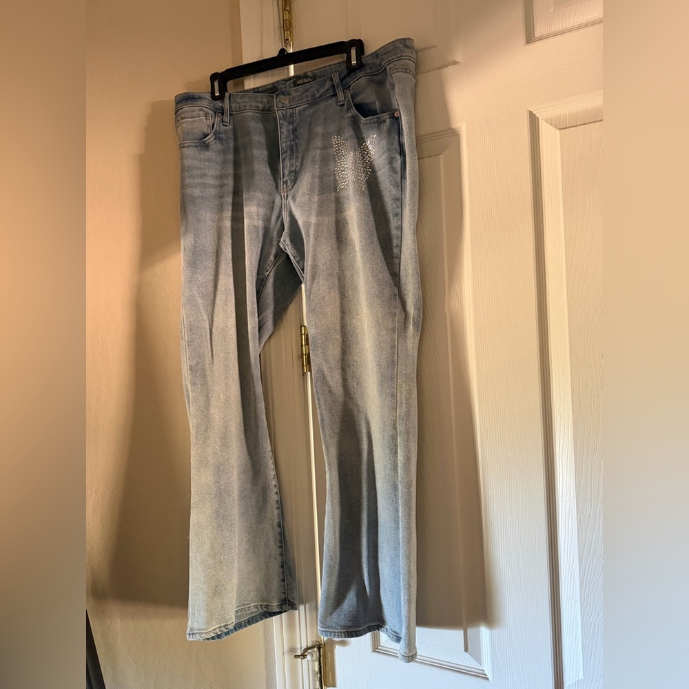 wild fable Light Blue Bootcut Jeans with Embellished Pocket